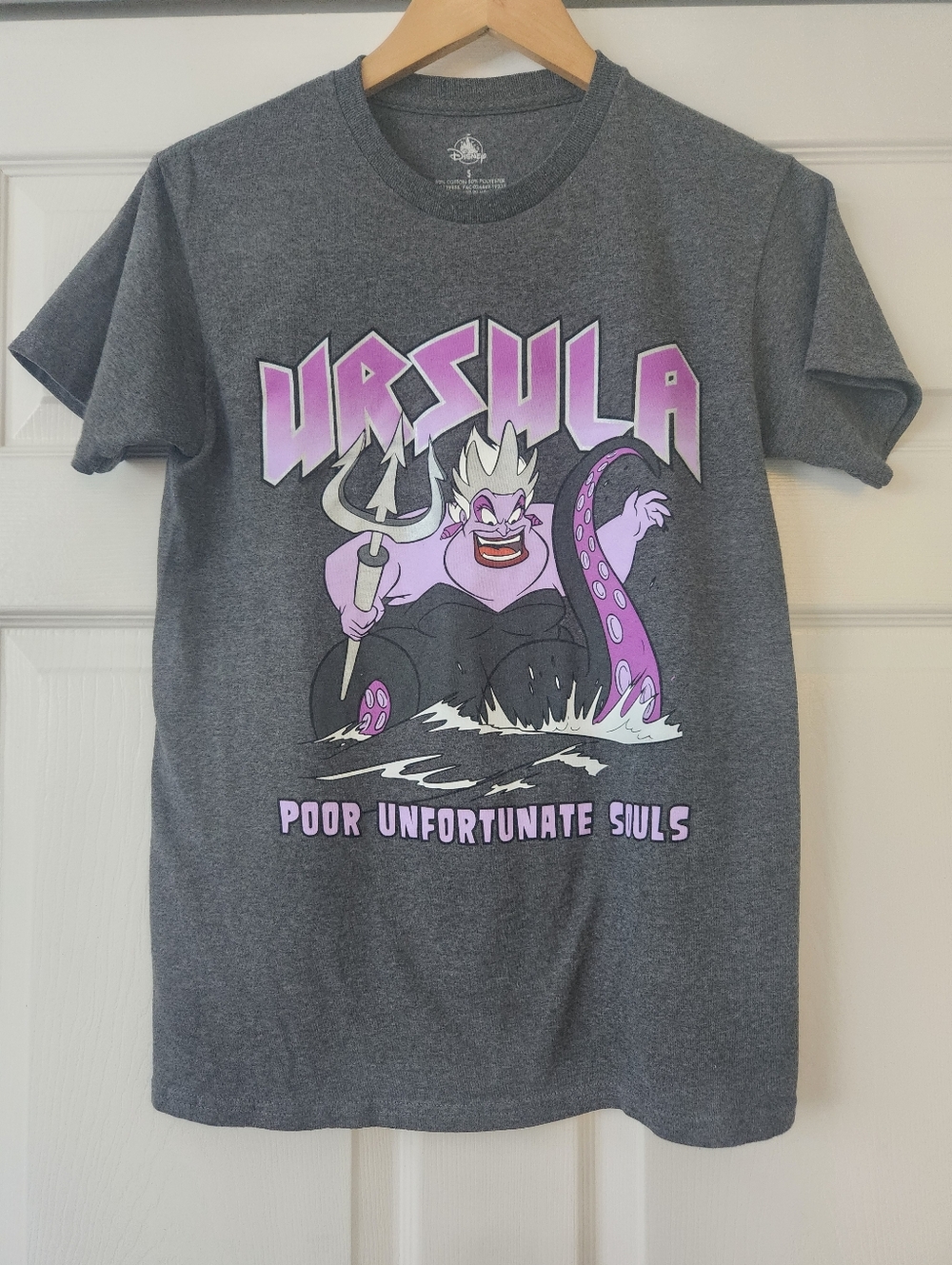 Disney Heather Gray Ursula Tee - Women's Small